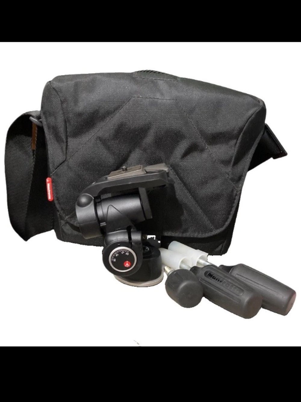 Manfrotto 804RC2 3-Way Pan Tilt Head with RC2 Quick Release Plate and Padded Bag